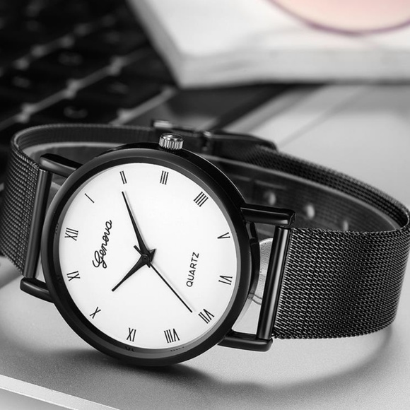 ⌚️NEW⌚️ Unisex Luxury Stainless Steel Quartz Watch - Picture 4 of 5